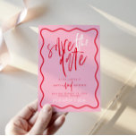 Convites Onda Vermelha E Rosa Salva A Data<br><div class="desc">Isto é rosa moderno e vermelho salvar a data com uma letra de caligrafia em negrito e retângulo ondulado. Edite TODAS as cores e a maioria dos textos* ("salvar a data", "e", "convite formal a seguir" não são editáveis // Para itens correspondentes, visite a coleção "DELILAH" na loja Sinceramente by...</div>