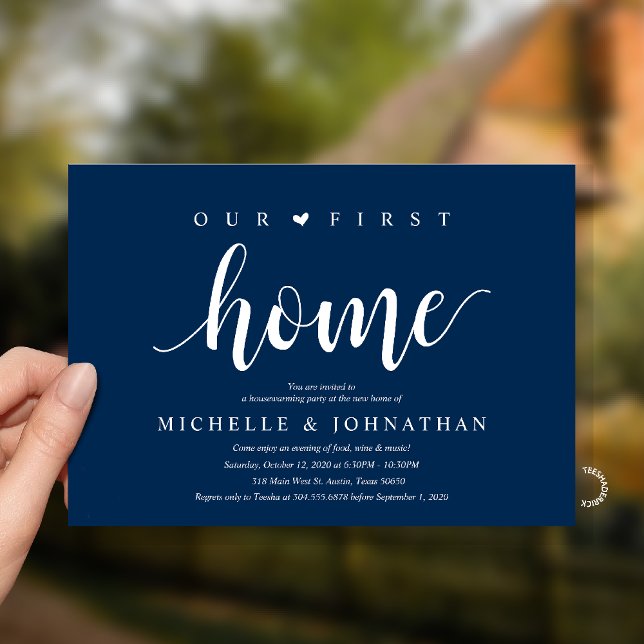 Convites Our First Home Modern Rustic Housewarming party (Our First Home Housewarming party Invitation Card in Navy Blue)