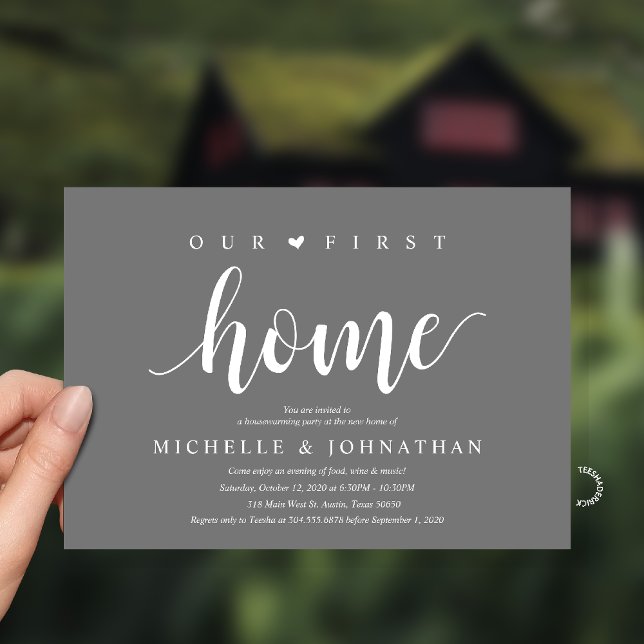 Convites Our First Home Modern Rustic Housewarming party (Our First Home Housewarming party Invitation Card in Dark Grey)