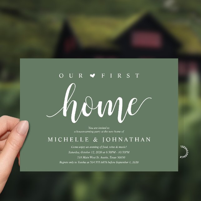 Convites Our First Home Modern Rustic Housewarming party (Our First Home Housewarming party Invitation Card in Sage Green)