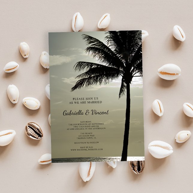 Convites Palm Tree Silhouette Beach Wedding (Invite guests to your beach marriage ceremony with the Palm Tree Silhouette Wedding Invitation.)