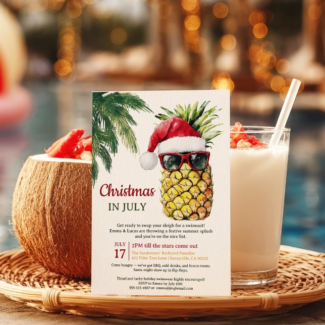 Convites Papais noeis de abacaxi divertidos Natal em julho  (Fun Pineapple Santa Christmas in July Summer Party Invitation)