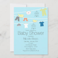 Pássaros e roupas em um fio Chamas de Bebê