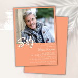 Convites Peach 60th Birthday Photo<br><div class="desc">Foto de pêssego moderno minimalista e convite de aniversário 60º branco para uma festa de aniversário divertida. A idade pode ser alterada. Este convite é simples e elegante, convite de aniversário para homens e mulheres. A cor do fundo branco e do pêssego pode ser alterada para qualquer cor de sua...</div>
