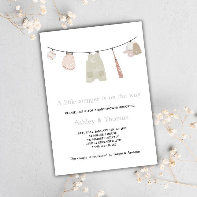 Convites Pequena Lâmina No Caminho Do Chá de fraldas De Bas (baseball little slugger on the way baby shower invitation gender neutral cute sports baby shower)