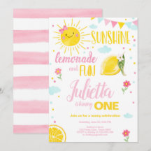 Pequena limonada rosada limão-de-sol