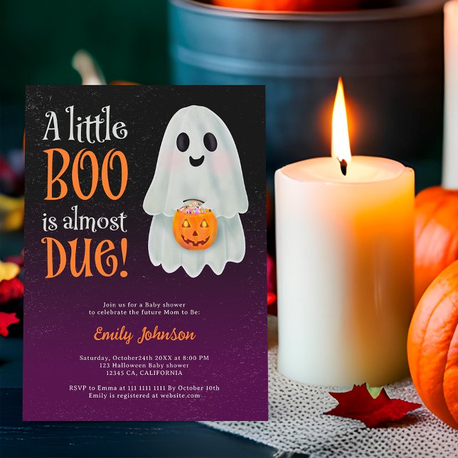 Convites Pequeno chá de fraldas de abóbora-fantasma (Little boo ghost pumpkin Halloween baby shower Invitation on purple)