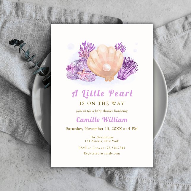 Convites Pequeno Chá de fraldas de Célula do Oceano Pearl (Purple Little Pearl Ocean Seashell Baby Shower Invitation)