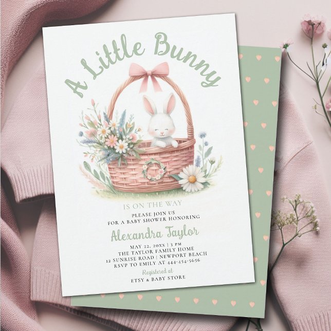 Convites Pequeno Coelhinho de Flores Selvagens Picnic Chá (a little bunny baby girl shower invitation springtime easter garden picnic wildflowers pink green)