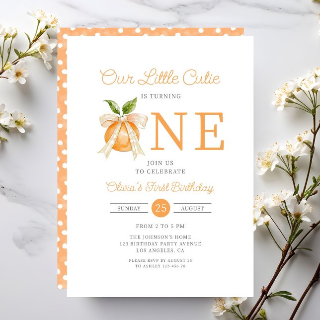 Convites Pequeno primeiro aniversario de Citros Laranja Mod (Modern Little Cutie Orange Citrus 1st Birthday Invitation)