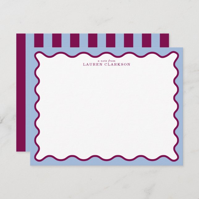 Convites Periwinkle Blue & Berry Plum Wavy Note Card (Frente/Verso)