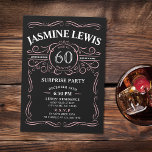 Convites Pink Any Age Whiskey teme surpresa 60 anos<br><div class="desc">Inspirado pela etiqueta clássica de uísque,  esta diversão preta e rosa envelhecida até à perfeição,  é excelente para 30,  40º,  50º,  60º,  70,  80,  90 ou qualquer outra festa de aniversário,  festa surpresa ou qualquer outra ocasião! Personalize-o com o seu próprio texto e informações da festa.</div>