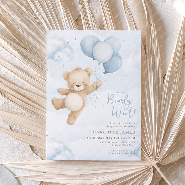 Convites Podemos esperar! Chá de fraldas do Balão Azul Urso (We can Bearly Wait! Baby Shower invitation with bear and blue balloons)