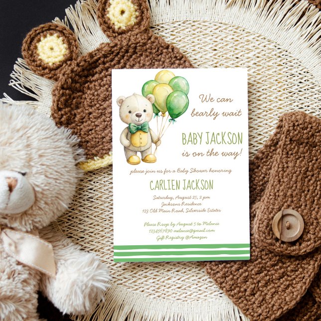 Convites Podemos esperar o chá de fraldas do urso verde (We can bearly wait sage green teddy bear balloons gender neutral baby shower invitation template )