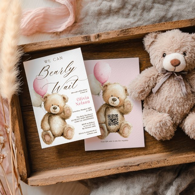 Convites Podemos Esperar Teddy Bear Chá de fraldas de Garot (We Can Bearly Wait Teddy Bear QR Girl Baby Shower Invitation)