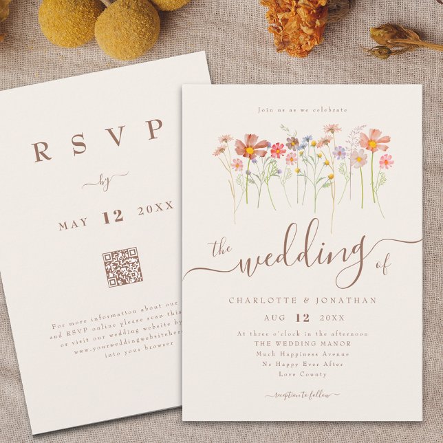 Convites Prado de Flores Silvestres Bege Terracota código Q (Boho WILDFLOWER MEADOW BOHO FLORAL BEIGE WEDDING QR CODE INVITATION whimsical elegant script )