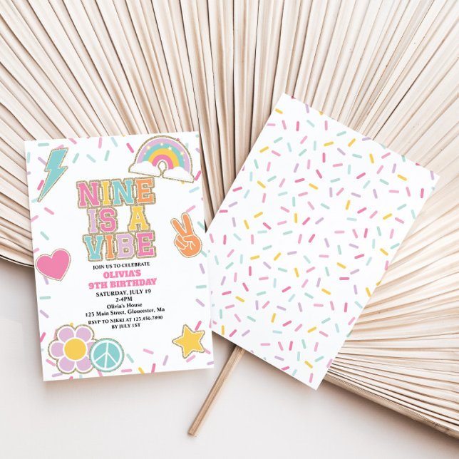 Convites Preppy Patch Nine é uma Vibe Aniversário de 9 anos (Criador carregado)