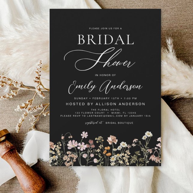 Convites Preto Boho Wildflower Chá de panela Script (Criador carregado)