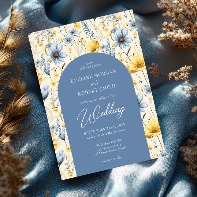 Convites Primavera azul-poeirento e flores amarelas do camp (trendy light pastel blue and yellow spring flowers wedding invitation)