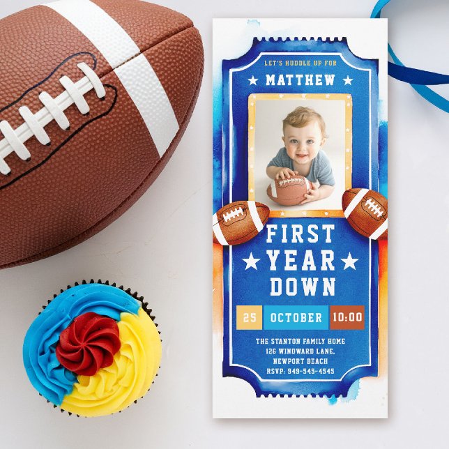Convites Primeiro aniversario Blue Yellow Boy Fotografia do (first year down football birthday invitation photo watercolor sports ticket boy bright blue)