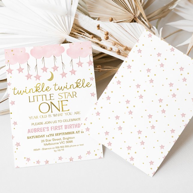 Convites Primeiro aniversario das Estrelas de Tela Rosa Twi (Sweet pink clouds and stars twinkle twinkle little star girl's 1st birthday invitation.)