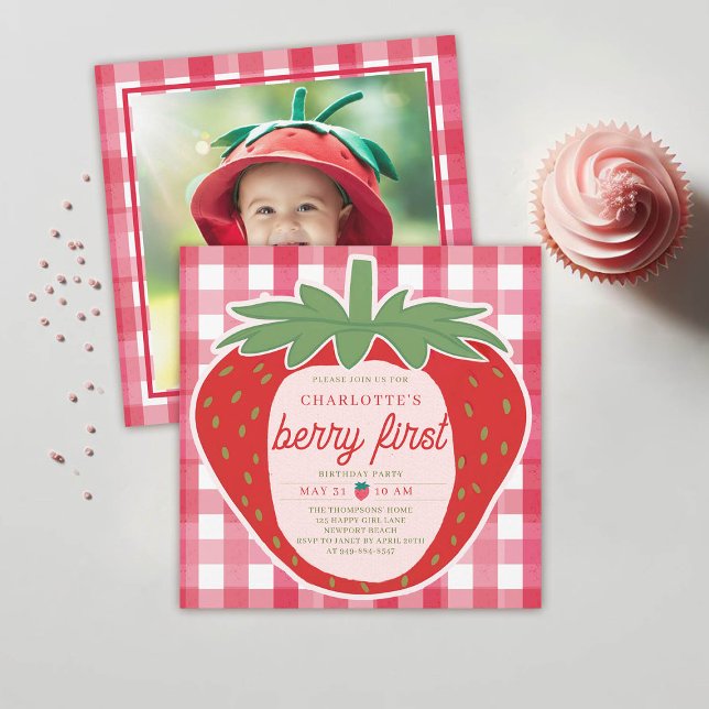 Convites Primeiro aniversario de Fotografia do Berry First  (berry first birthday party 1st girl strawberry red pink watercolor spring summer photo invitation)