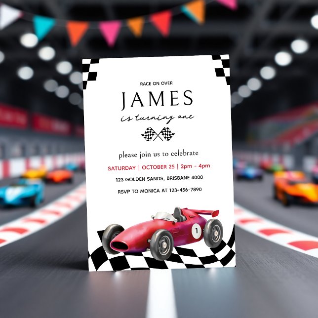 Convites Primeiro aniversario de Sinalizadores Verificados  (Race Car Birthday Invitation – Boys Racing Party Invite with Red Car & Checkered Flags)