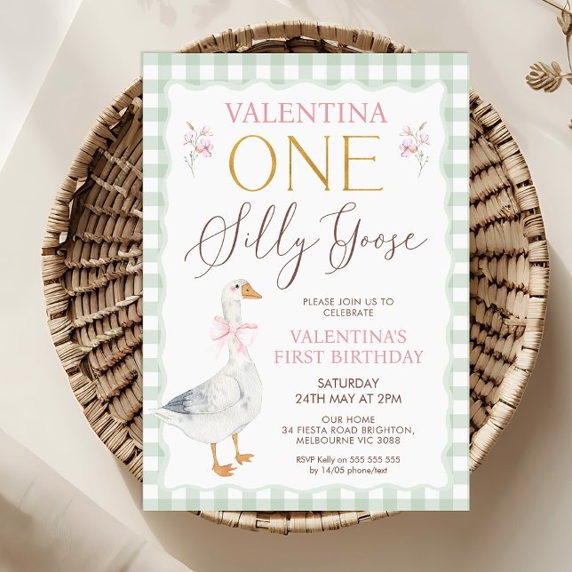 Convites Primeiro aniversario do Bobo do Arco do Sage Quain (Sage One Silly Goose 1st Birthday Invitation Template, Pink Bow Goose First Birthday Invite, Plaid)