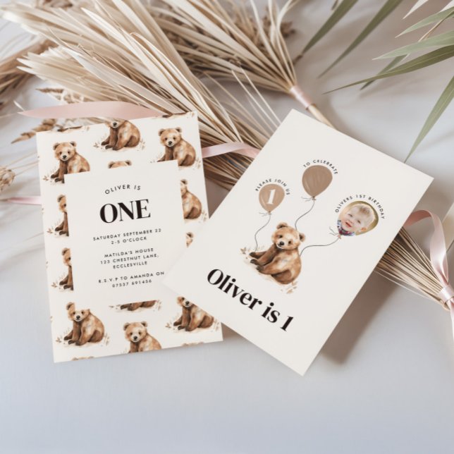 Convites Primeiro aniversario moderno de fotos de urso de A (Criador carregado)