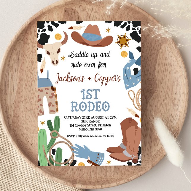Convites Primeiro primeiro aniversario de Rodeio Marrom Azu (Blue Brown Twin Boys First Rodeo 1st Birthday Invitation Wild West Western Themed Birthday Twin Boys)