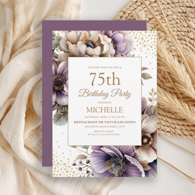 Convites Púrpura Ivory Florall Dourada Glitter 75º aniversá (Elegant purple and ivory watercolor floral women's 75th birthday party invitation)