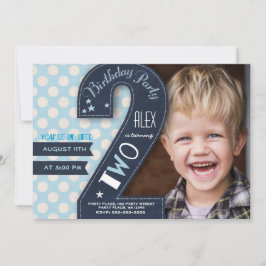 Convites Quadro negro moderno e ponto azul segundo aniversá