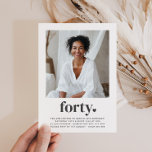 Convites Quarenta e quarenta Foto Quadrada do Coração - Ani<br><div class="desc">Celebre seu aniversário de marco em estilo com este aniversário de 40 anos de Convite moderno! Esta design elegante apresenta espaço para uma foto personalizada e a palavra "quarenta" com um encantador pequeno coração ao lado, criando um toque quente e convidativo. Perfeito para dar o tom de uma celebração inesquecível,...</div>