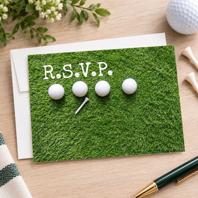 Convites Quatro bolas de golfe com tee R.S.V.P. no verde (Criador carregado)