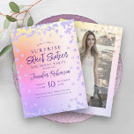 Convites Rainbow Purple Glitter Foto SURPRISE Sweet 16<br><div class="desc">Doce Elegante Dezesseis Convite de aniversário do modelo Rainbow Purple Glitter Confetti,  Foto personalizada e script de tipografia moderna.</div>