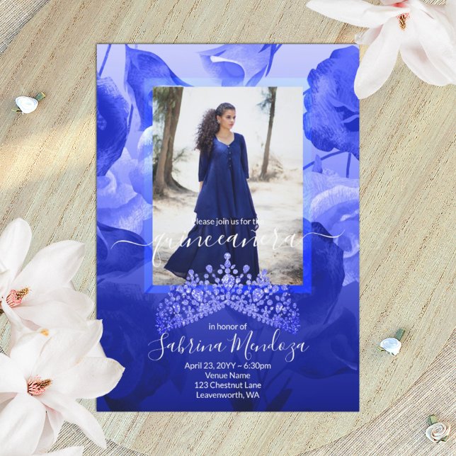 Convites Real Azul, Rosas Brancas, Topaz Tiara Quinceanera (royal blue, aquamarine rhinestone tiara quinceanera invitation with blue roses)