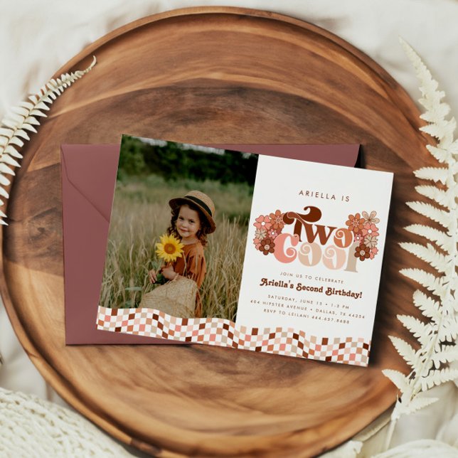 Convites Retro Groovy Foto de segundo para Duas Meninas Leg (Criador carregado)
