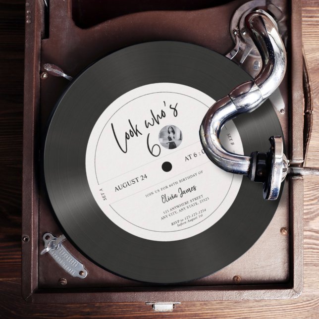 Convites Retro vinyl record look who’s 60, 60th birthday  (Criador carregado)