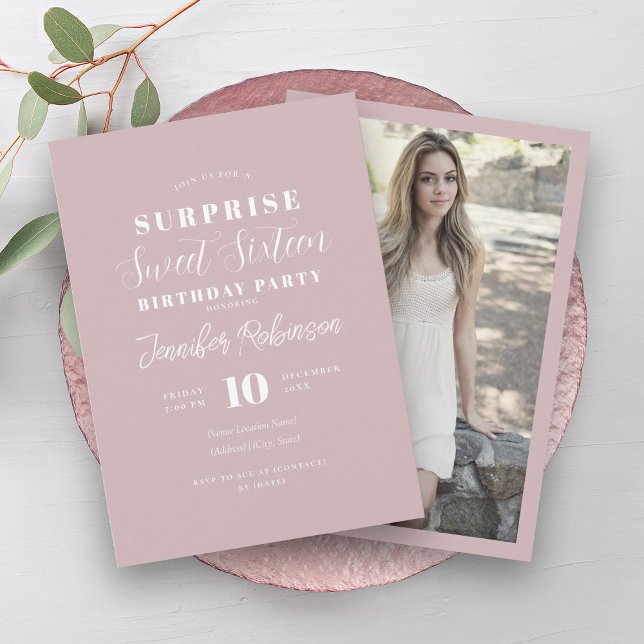 Convites Rosa de Fotografia Simples com Pó SUPERIOR 16 (Simple Blush Dust Rose Photo SURPRISE Sweet 16 Invitation)