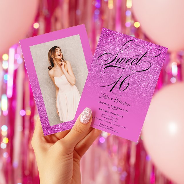 Convites Rosa quente brilho ombre script  foto Doce 16 (Hot Pink glitter ombre script photo Sweet 16 Invitation)