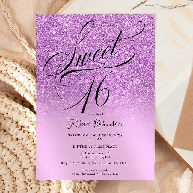 Convites Roteiro de microfone com brilho roxo Sweet 16 (Purple glitter ombre chic script Sweet 16 Invitation)