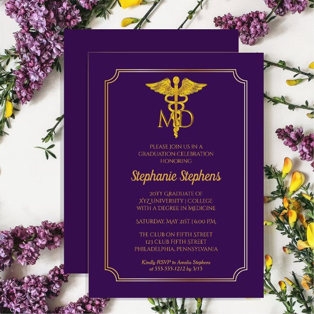 Convites Roxo Elegante| Festa de formatura Médica Dourada M (Elegant Purple and Gold Tone MD Physician Graduation Non-Photo Announcement and Party Invitation)