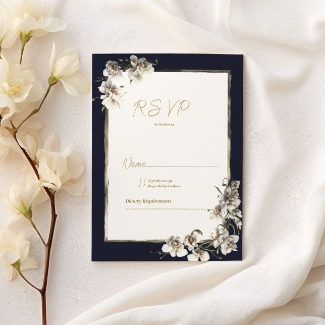 Convites RSVP floral de orquídea branca azul-marinho Elegan (Elegant navy blue gold white orchid floral RSVP)