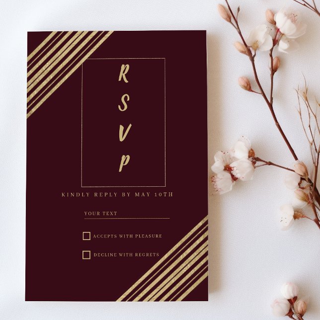 Convites RSVP tipográfico geométrico em burgundy e dourado (Geometrical burgundy gold typo RSVP )