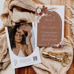 Convites Rust Boho Wedding Pampas Grass Arch Código QR