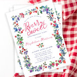 Convites Rustic Boho Berry Sweet Summer 60th Birthday<br><div class="desc">A tempo do Verão de 2024, a nossa nova marca de Verão de Berry Bliss. Americana vermelha, branca e azul encontra Boho Chic. Morangos, framboesas e mirtilos de fundo branco criam uma vibração patriótica nesta design botânica de bagas. Berry Sweet está escrito em um roteiro vermelho divertido e casual que...</div>