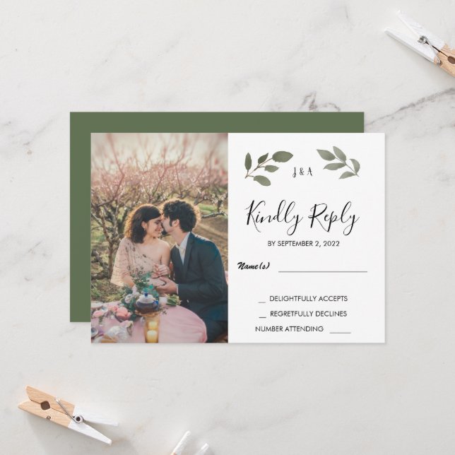 Convites Rustic botanical monogrammed photo Wedding RSVP (Frente/Verso In Situ)