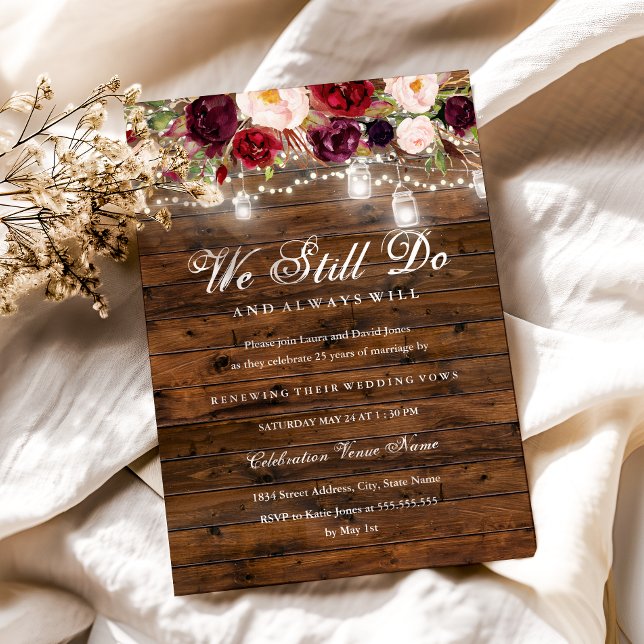 Convites Rustic Burgundy Floral Luzes de Casamento Renovaçã (Criador carregado)