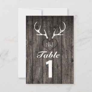 Convites Rustic Deer Antlers & Carved Heart Table Number