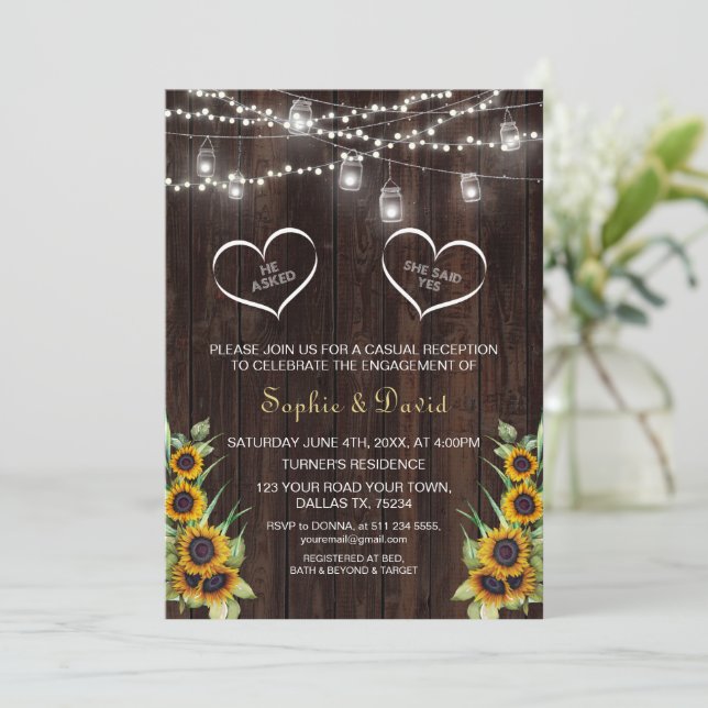 Convites Rustic Sunflowers String Lights Wood Engagement (Em pé/Frente)